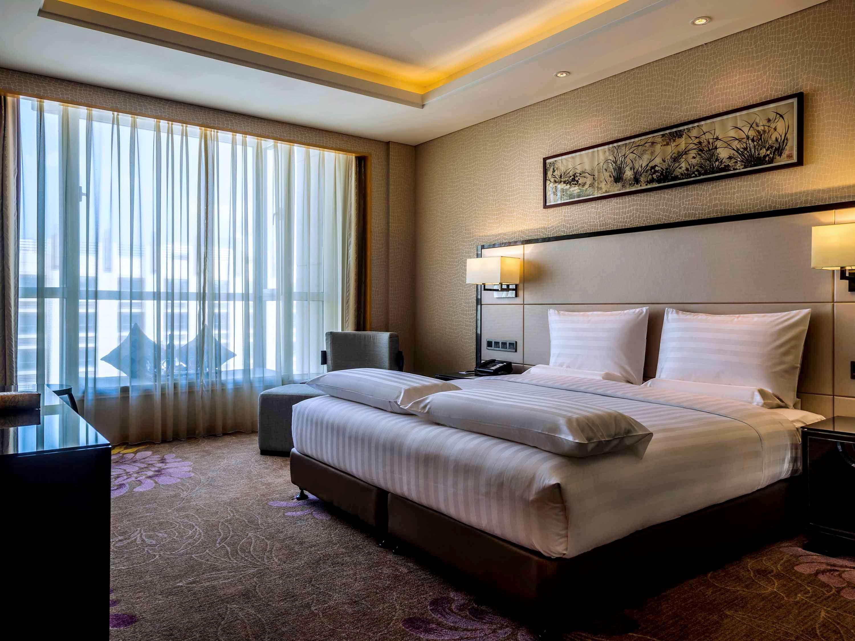 Pullman Qingdao Ziyue Hotel Exterior photo
