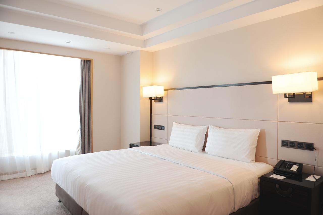 Pullman Qingdao Ziyue Hotel Exterior photo